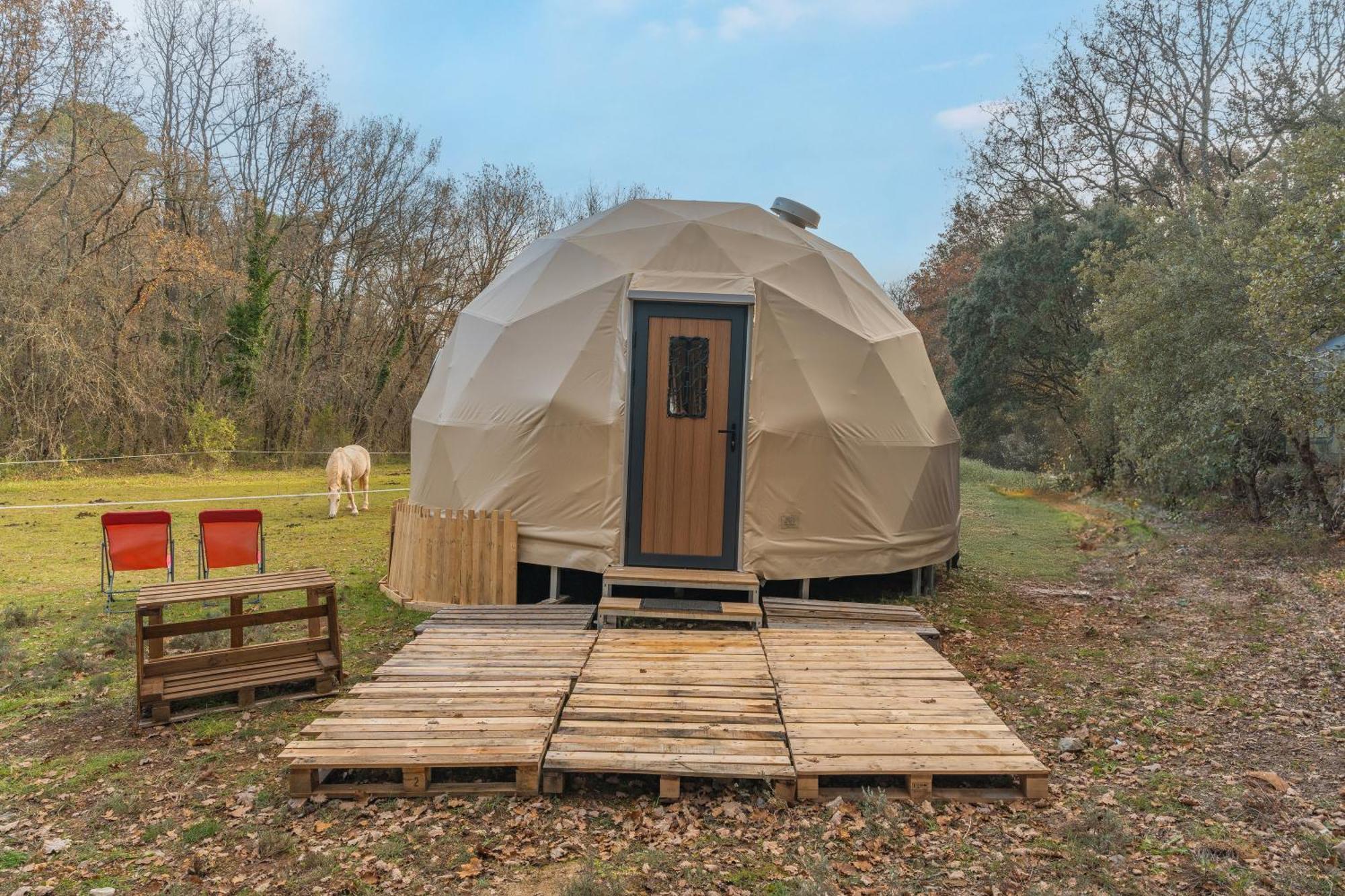 La Cabane Aux Chevaux Varages Exteriér fotografie